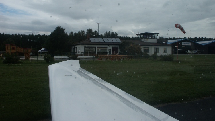 Es regnet - Zeit zum Abfliegen