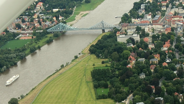Dresden, Blaues Wunder