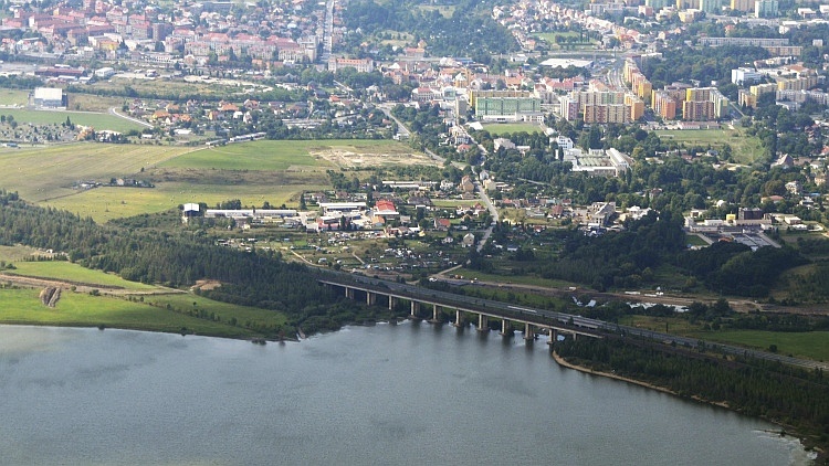 Jirkov (Görkau), davor der in den 70ern angelegte Stausee